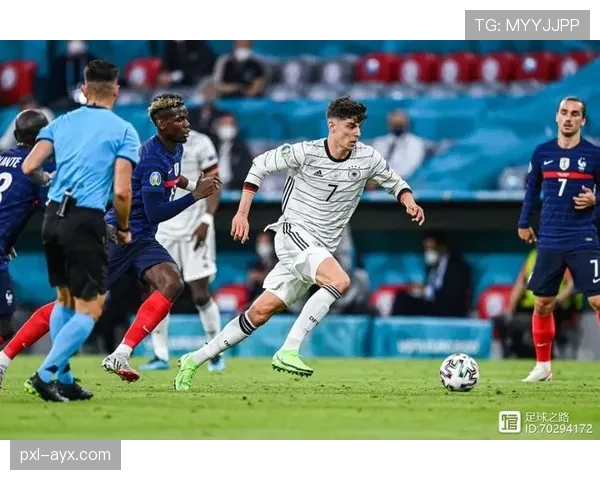 里奥逼抢体系引领战术革新,重塑现代足球防守哲学 里奥逼抢体系引领战术革新,重塑现代足球防守哲学