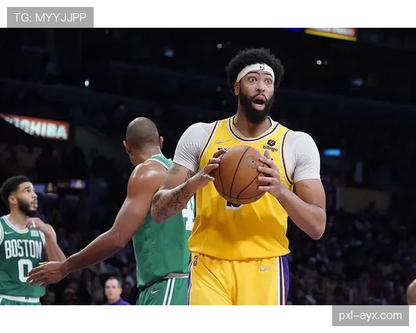 戴维斯传球区域分析：左路持球推进与中后场分边表现稳健