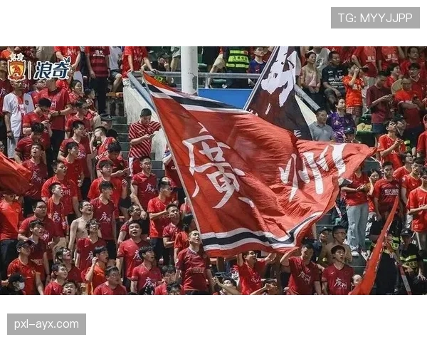 山东泰山中场创造力枯竭，越踢越乱局面已逐步反映在战绩上